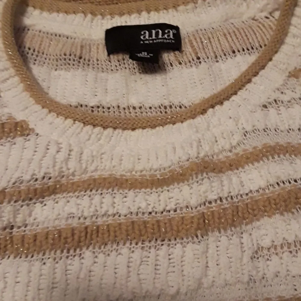 8 for $20 A.n.a Tan and White Sweater